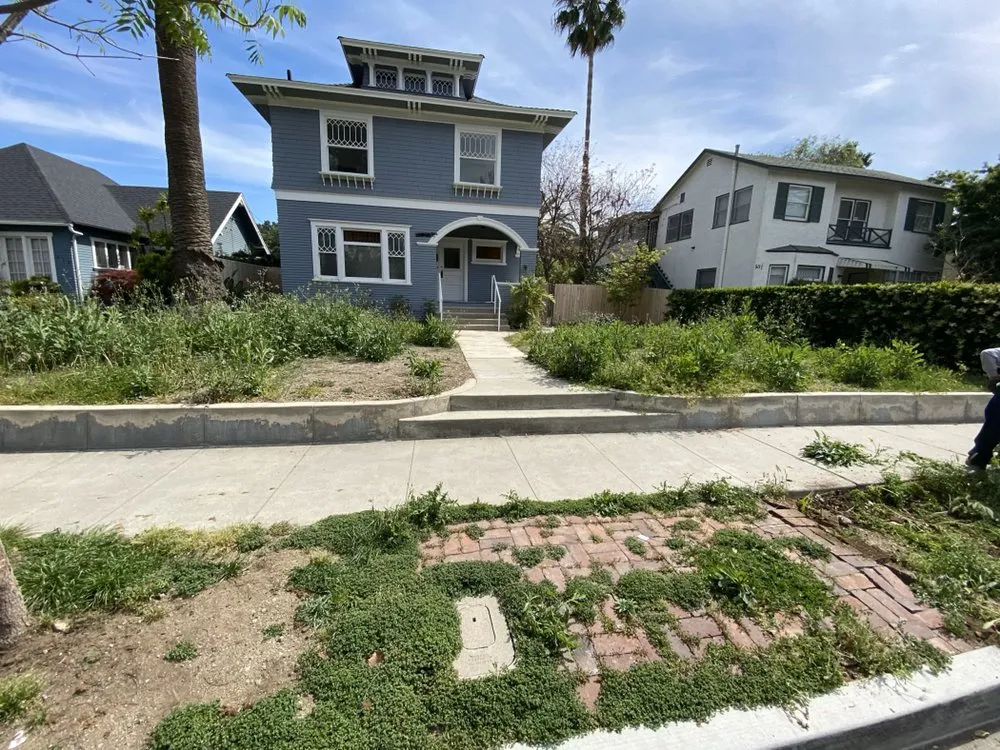 Local lawn mowing service with custom design across Pasadena, CA - Villalon Garden Service and Care