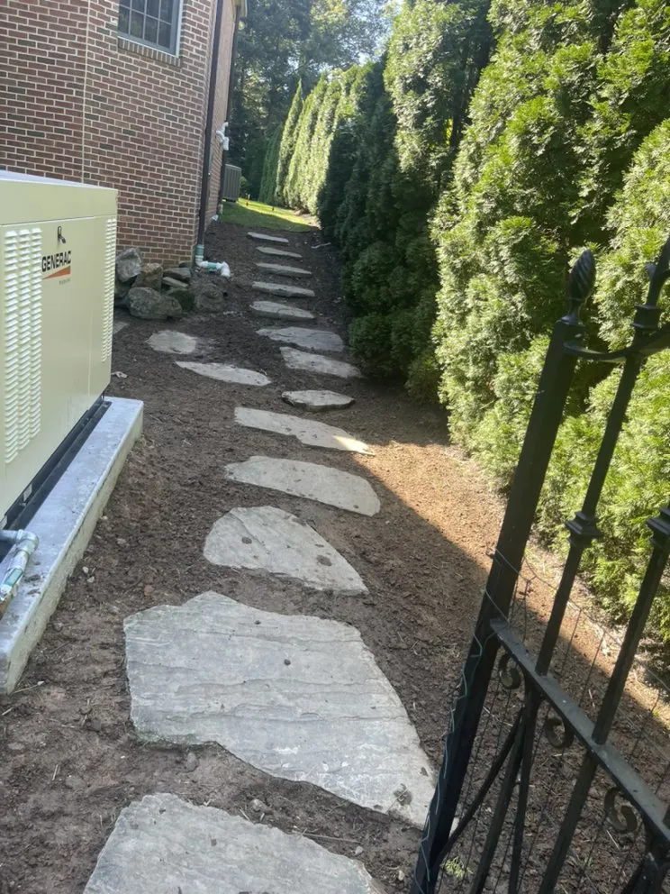 Local yard maintenance in Conshohocken, PA - Villanueva Landscaping