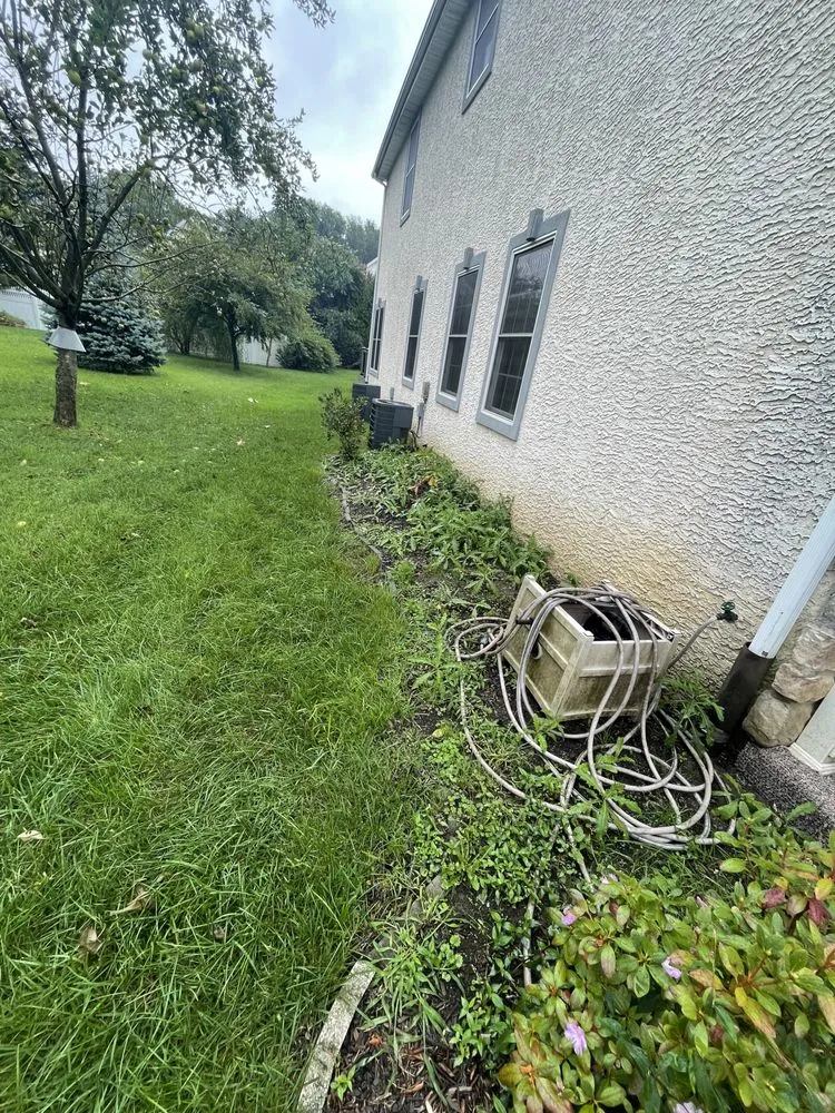 Affordable landscape design in Conshohocken, PA by Villanueva Landscaping