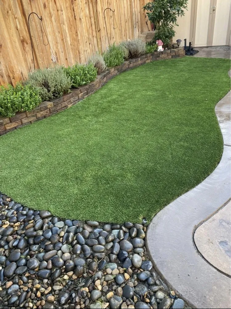 Professional residential landscaping experts serving Tracy, CA - Villanueva Landscaping