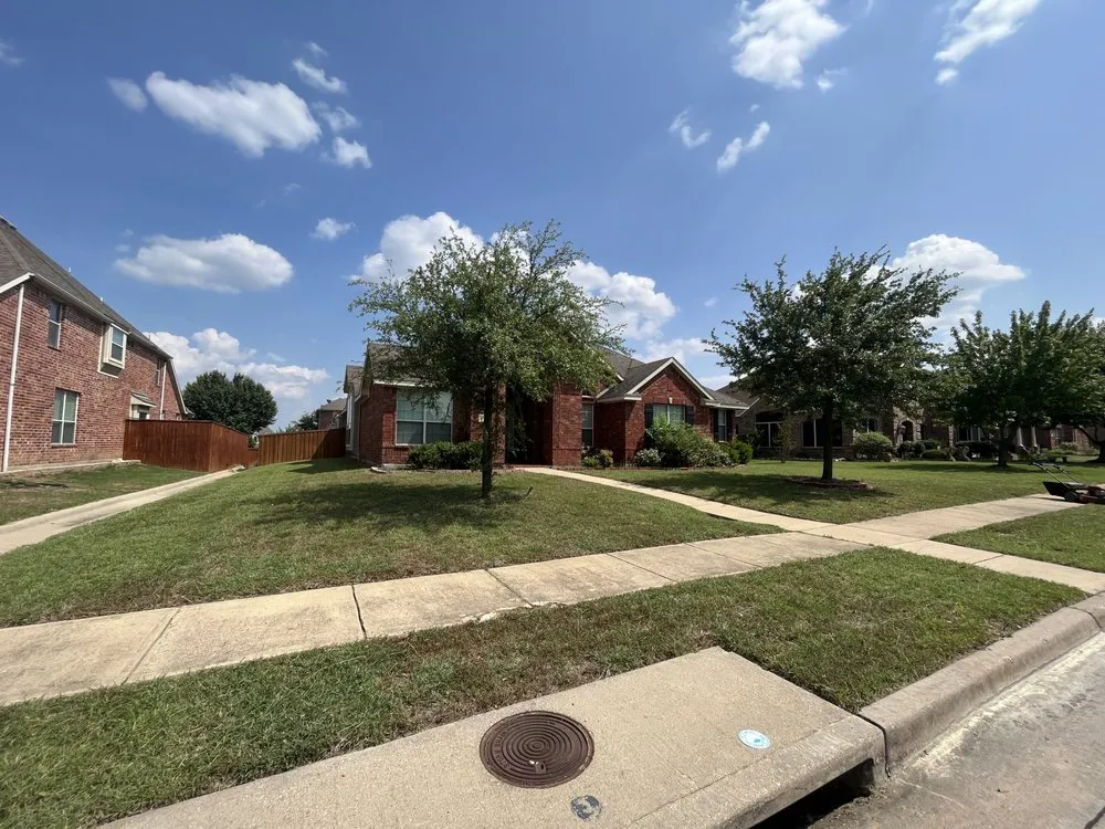 Reliable lawn care service for outdoor upgrades across Rowlett, TX - Villanueva Lawn Services