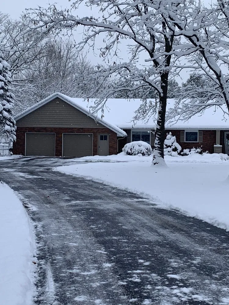 Custom lawn mowing service for homes across Ada, MI - Villarreal Outdoor Services