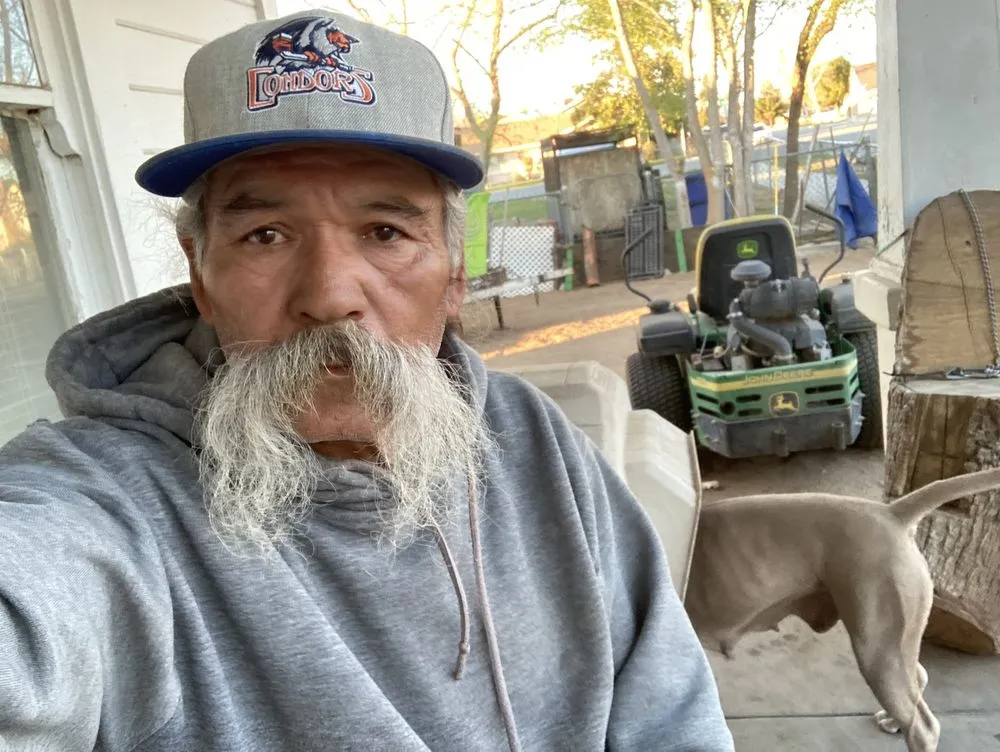 Custom residential landscaping in Bakersfield, CA by Villa's Gardening