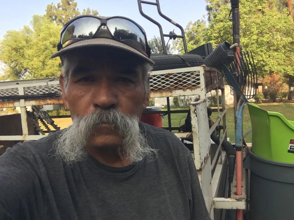 Professional garden landscaping in Bakersfield, CA by Villa's Gardening