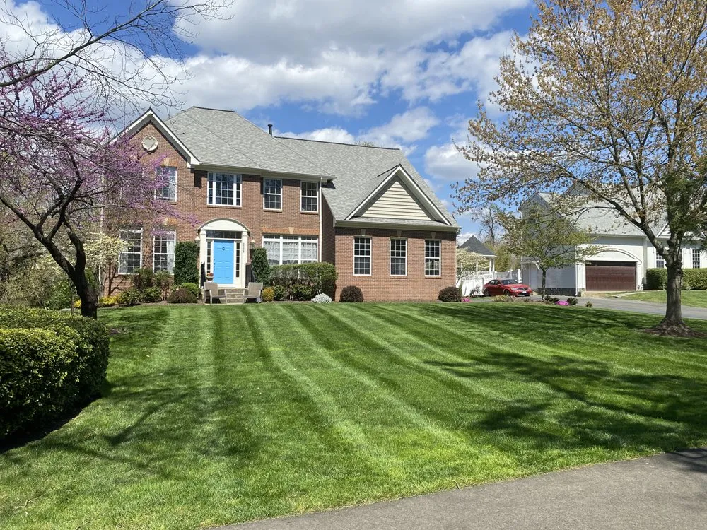 Affordable outdoor landscaping in Springfield, VA - Villatoros Lawn and Landscape