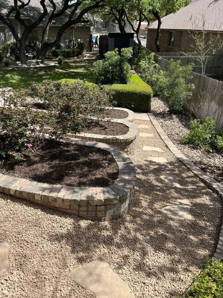 Expert lawn care service in San Antonio, TX - Villeda tree and landscaping