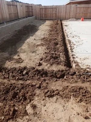 Villegas Gardening services Logo