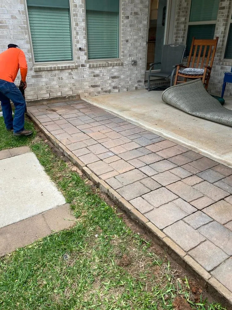 Local outdoor landscaping in Houston, TX - Villegas Landscaping and Concrete