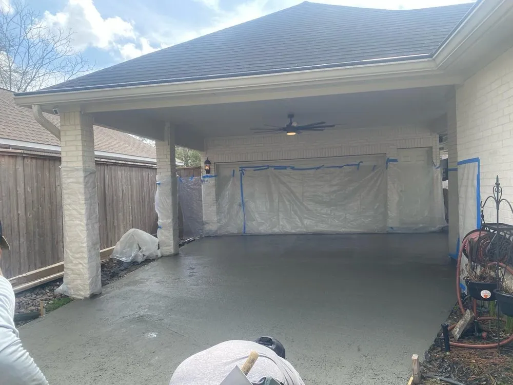 Affordable yard maintenance in Houston, TX by Villegas Landscaping and Concrete