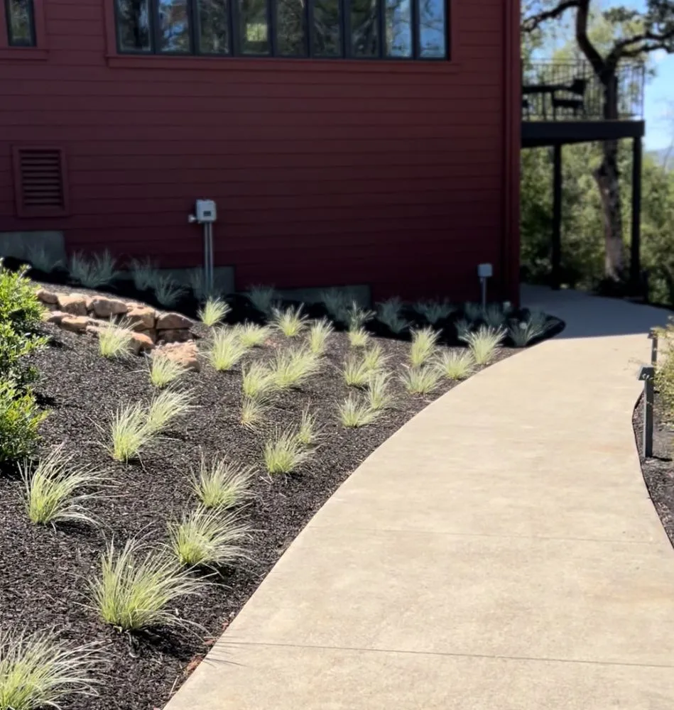 Expert garden landscaping in St. Helena, CA - Vin And Vin Landscaping