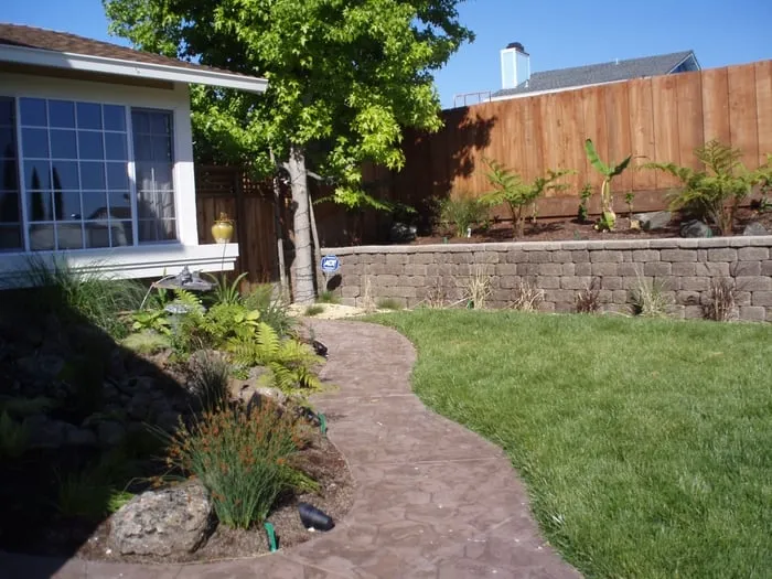 Local lawn care service in Pinole, CA by Vina Landscaping