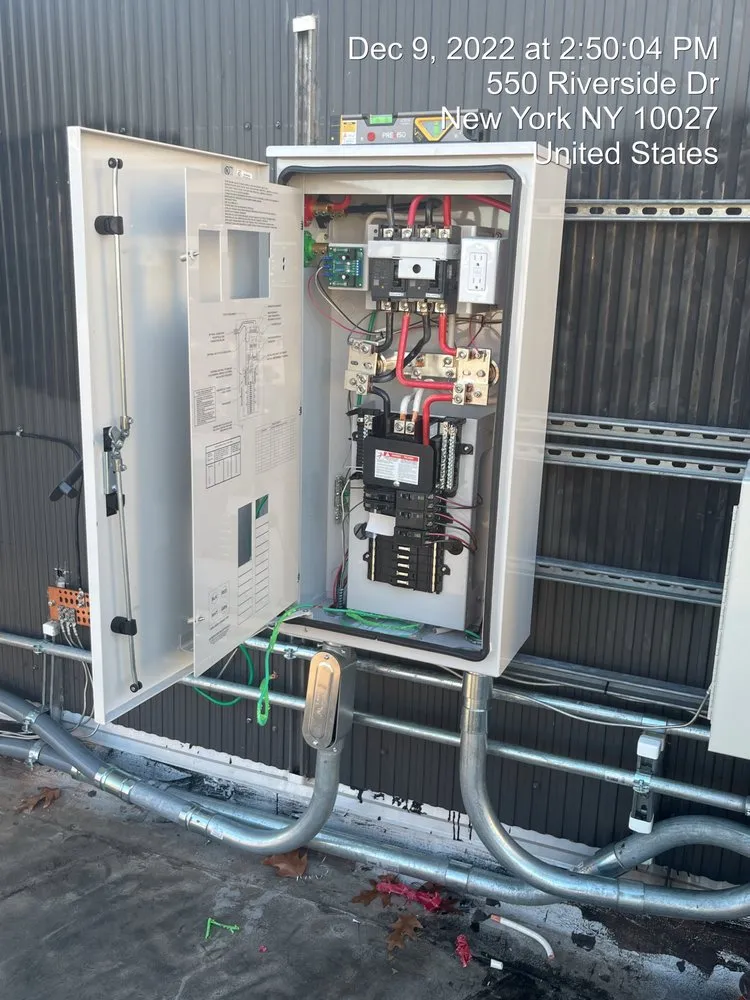 Custom lawn mowing service in Staten Island, NY by Vincent-4-Hire