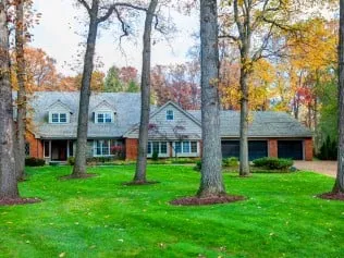 Reliable yard maintenance for outdoor upgrades across Edina, MN - Vince's Tree & Landscape