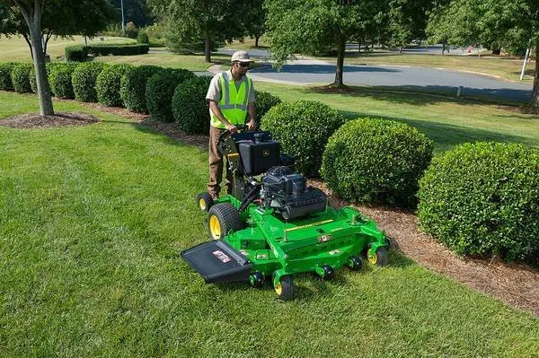 Local lawn mowing service for year-round maintenance in Naples, FL by Vine Lawn Care