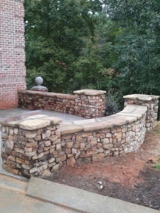 Affordable yard maintenance experts serving Dawsonville, GA - Vines Gardening