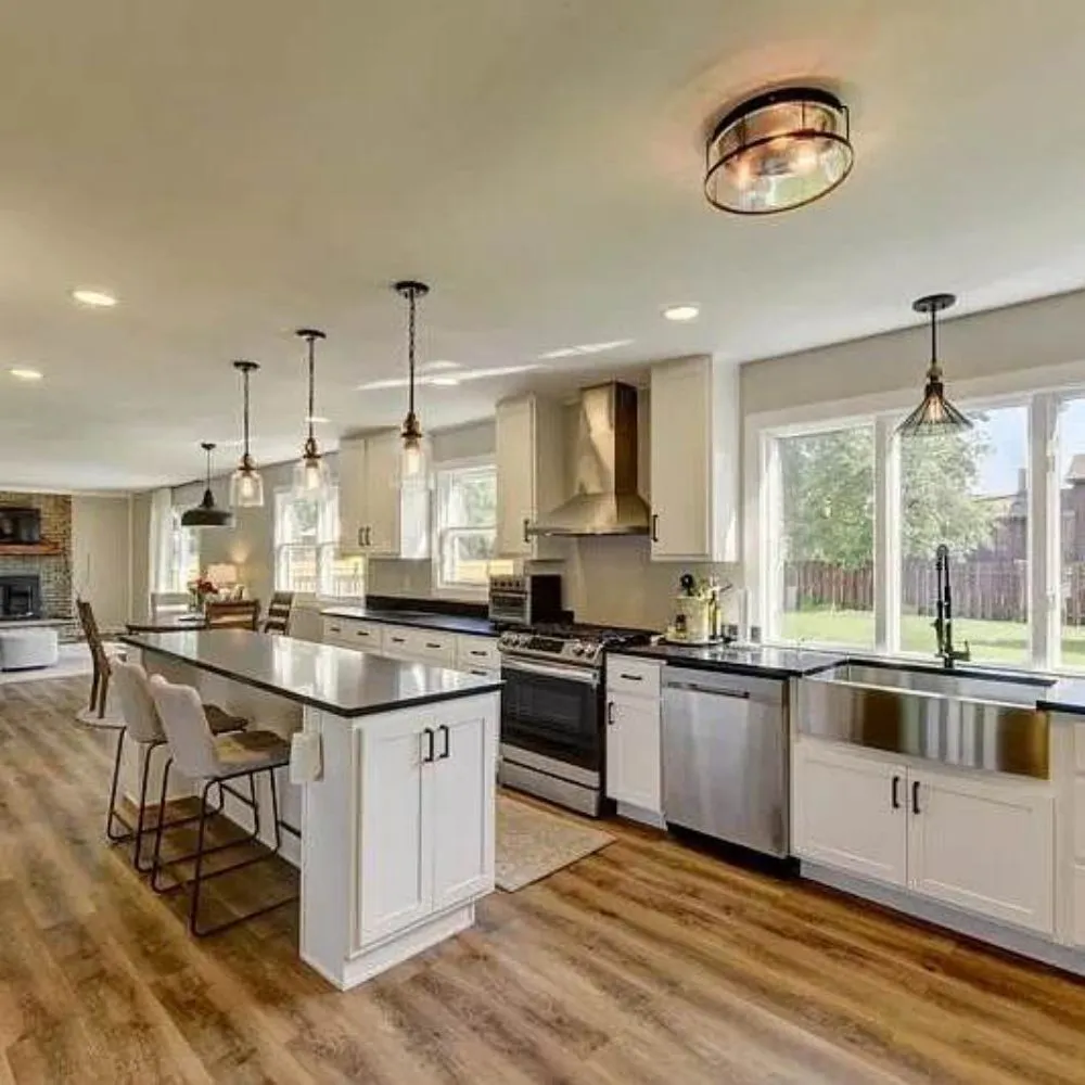 Top-rated lawn mowing service for outdoor upgrades across Sauk Village, IL - Vines Handyman Services