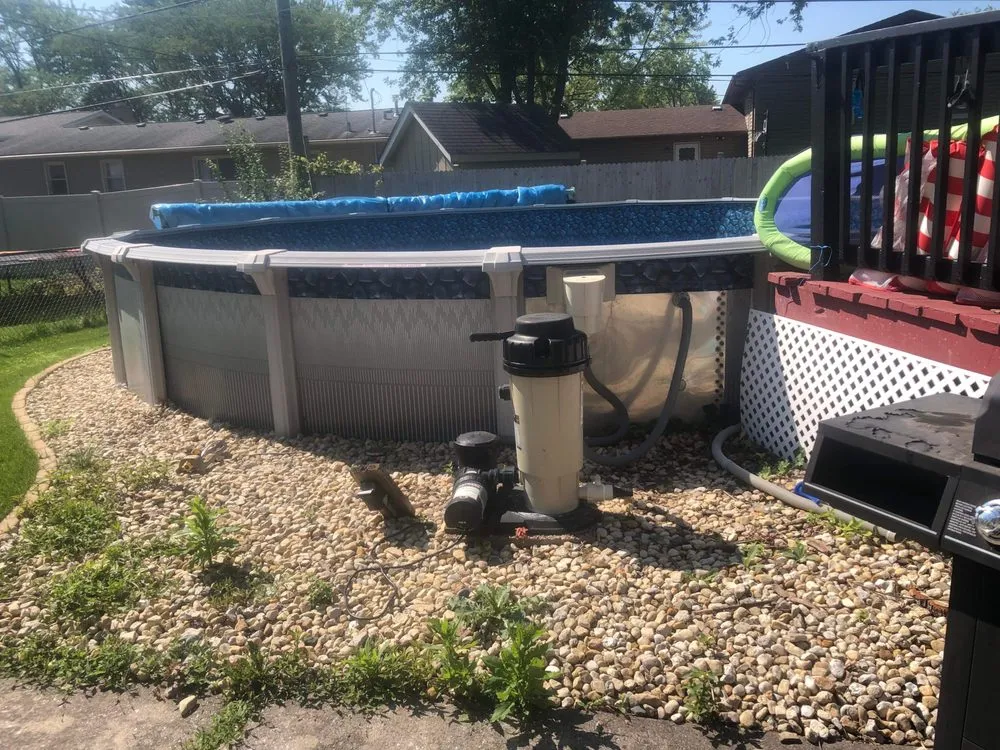 Expert landscaping services in Sauk Village, IL by Vines Handyman Services