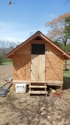 Vines Lawn Care Services and More Logo