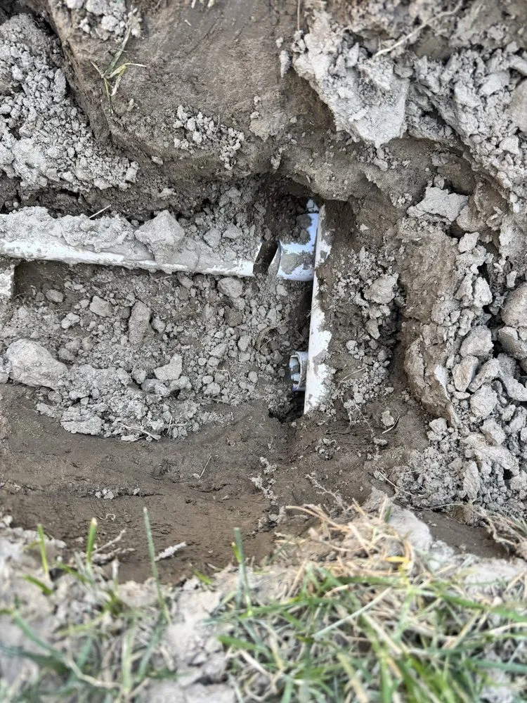 Expert lawn mowing service in Kennewick, WA - Vinewood Hardscapes