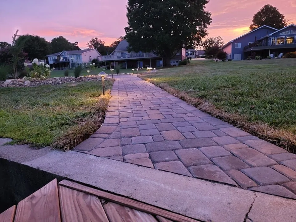 Top-rated outdoor landscaping experts serving Lenoir City, TN - Vineyard Landscape and Outdoor Living