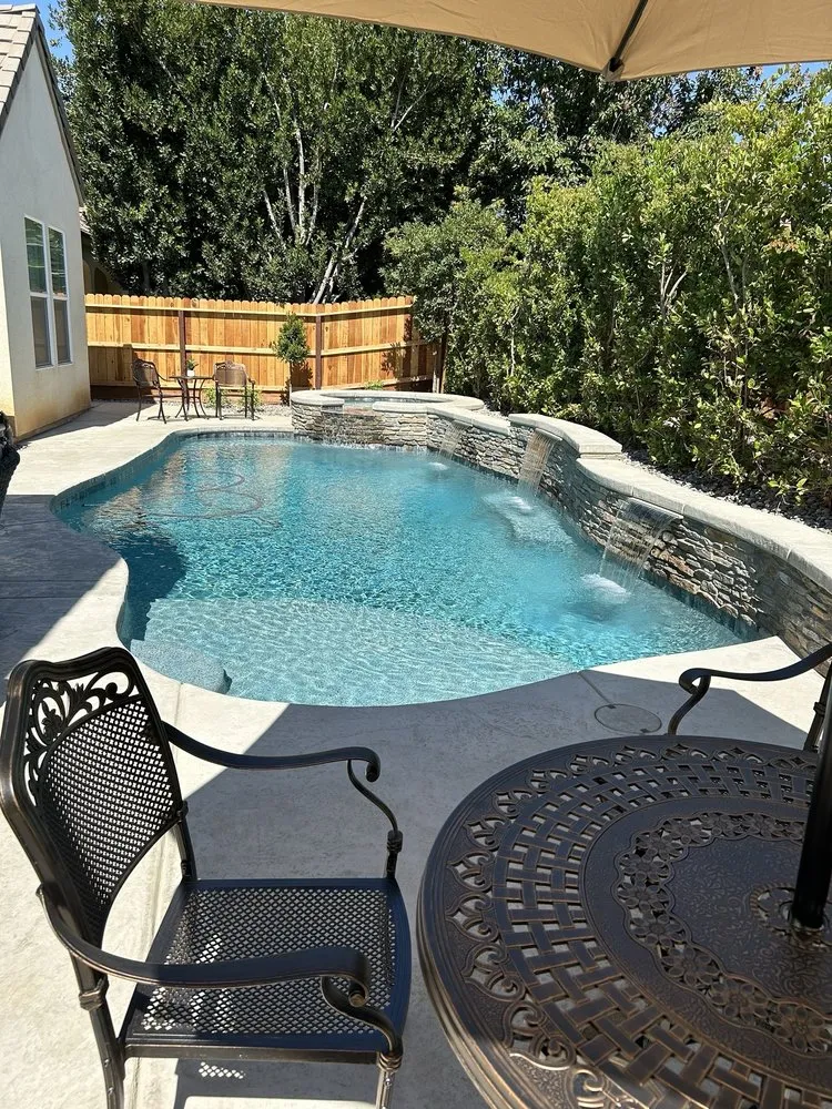Reliable landscaping services for beautiful yards across Clovis, CA - Vineyard Pools