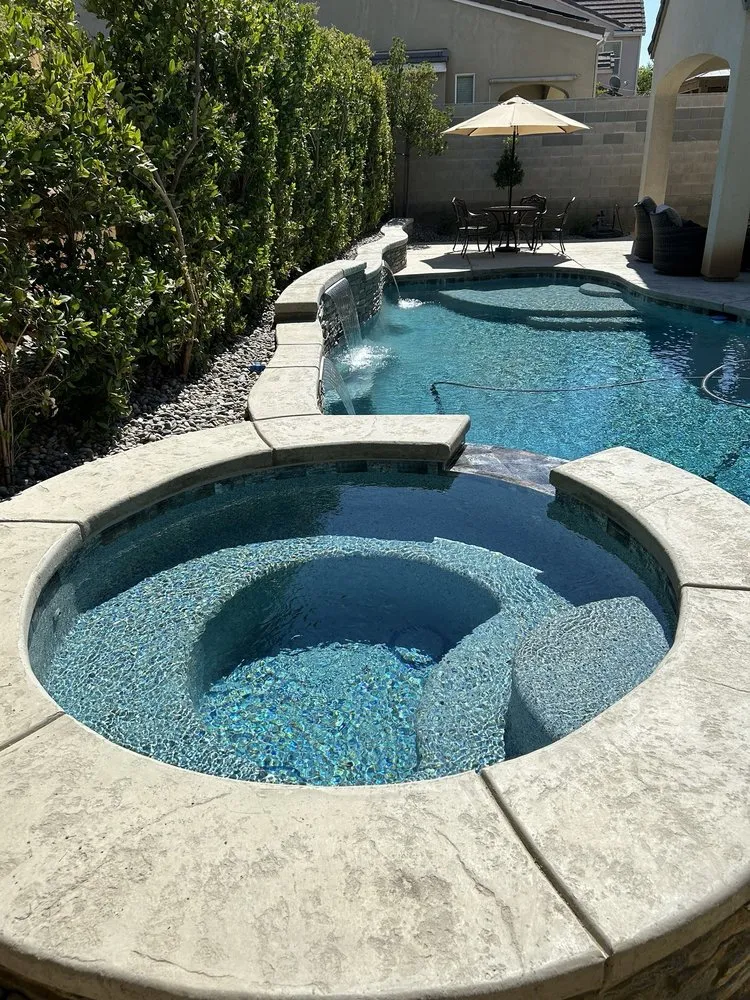 Professional garden landscaping for residential properties in Clovis, CA by Vineyard Pools
