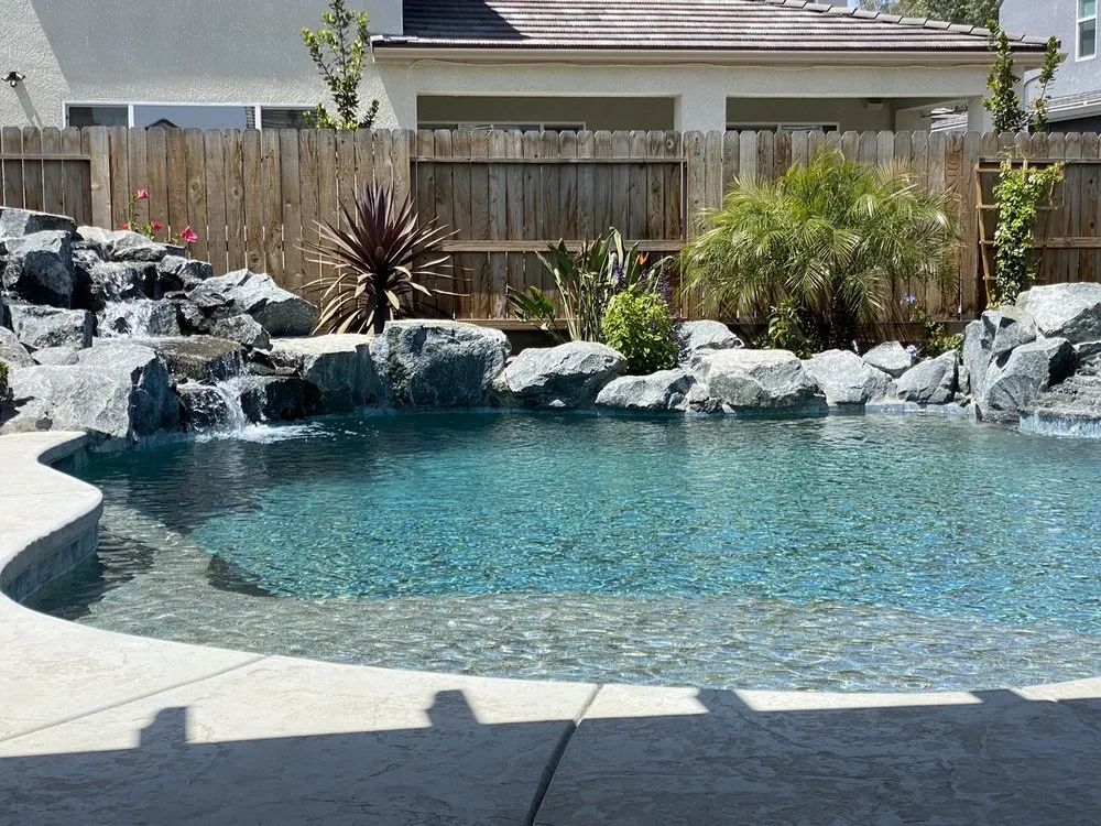 Professional lawn mowing service experts serving Clovis, CA - Vineyard Pools
