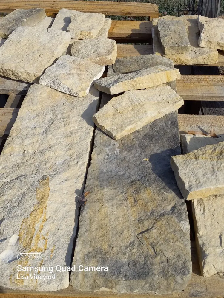 Professional garden landscaping in Knoxville, TN - Vineyard's Landscaping