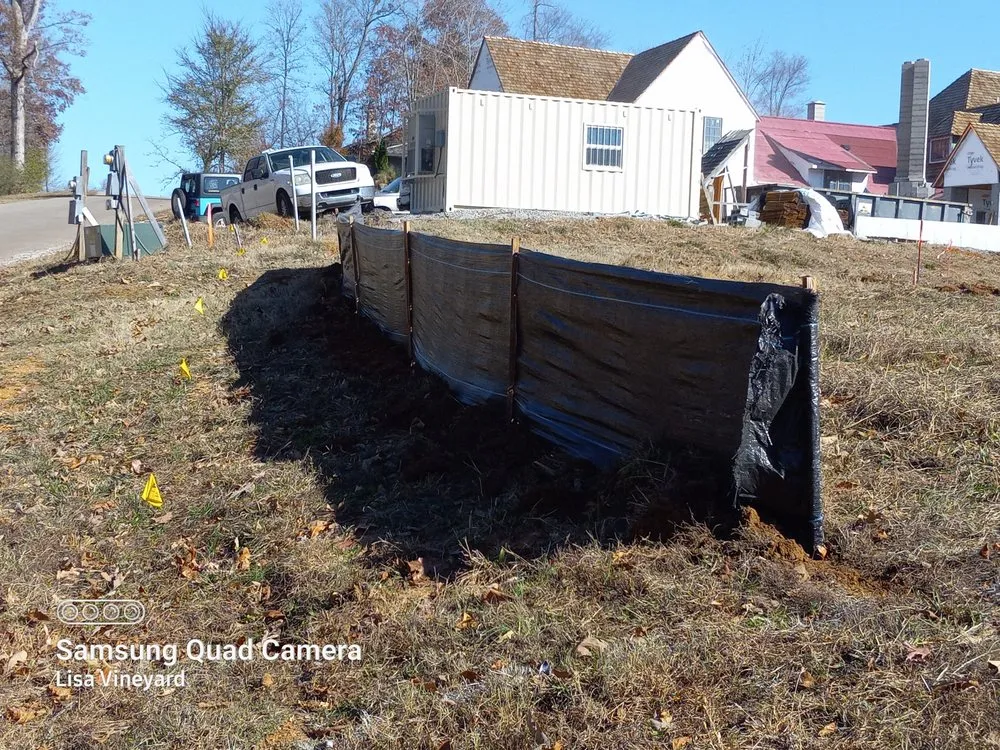 Affordable yard maintenance experts serving Knoxville, TN - Vineyard's Landscaping