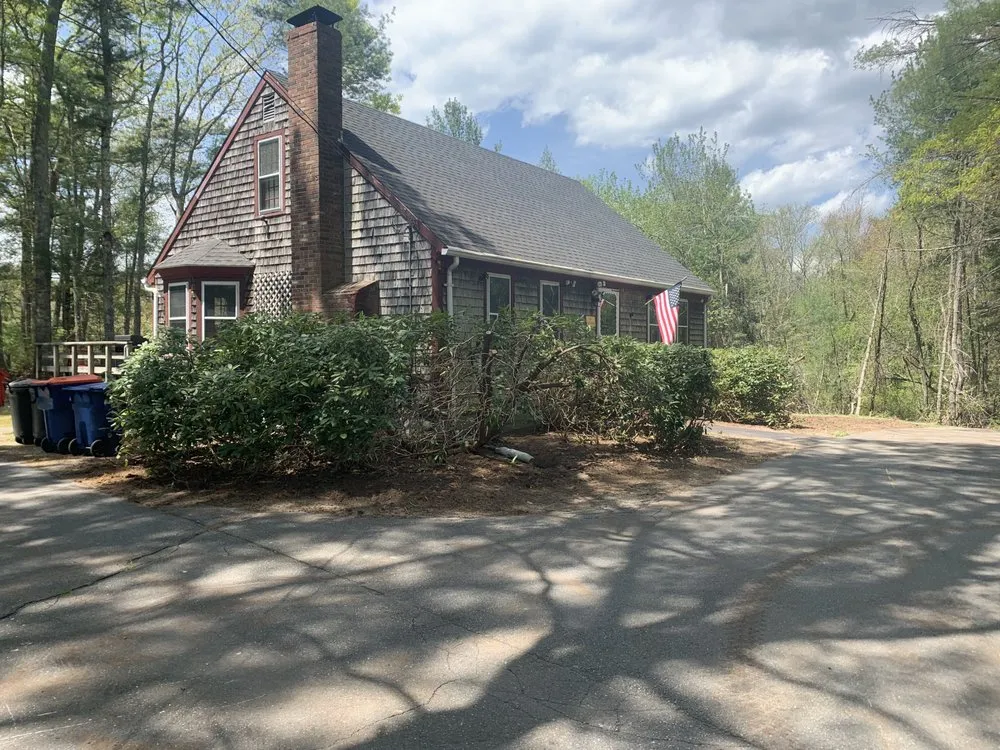 Professional garden landscaping for year-round maintenance in Raynham, MA by Vinny & Campos Landscaping