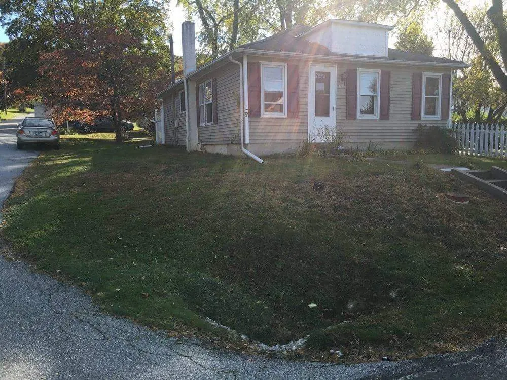 Expert lawn care service for homes in Gladwyne, PA by Vinny's Landscaping