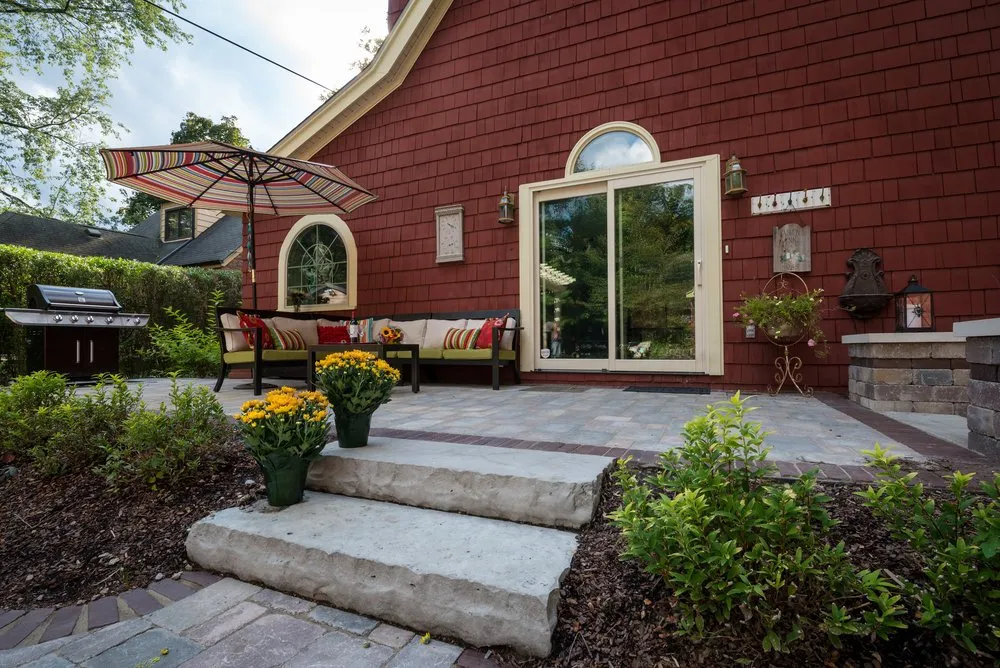 Trusted yard cleanup service experts serving Ferndale, MI - Vinsetta Gardens