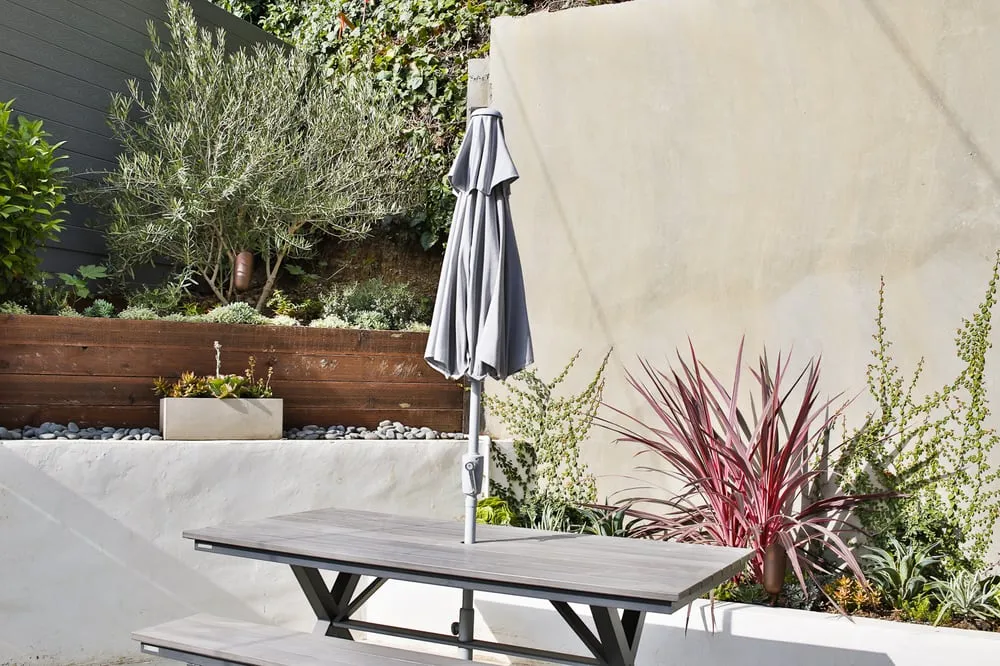 Reliable yard maintenance for outdoor upgrades in Los Angeles, CA by Viola Gardens