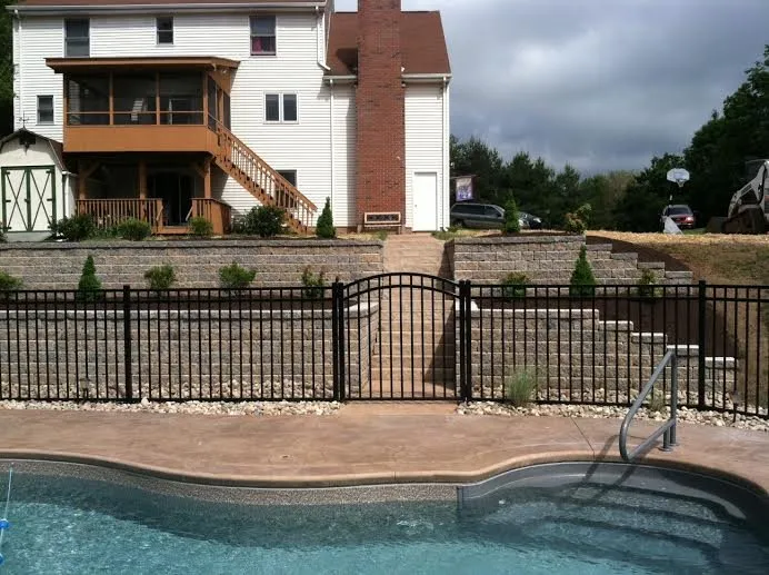 Local garden landscaping experts serving Cromwell, CT - Viola Lawn Service & Landscaping