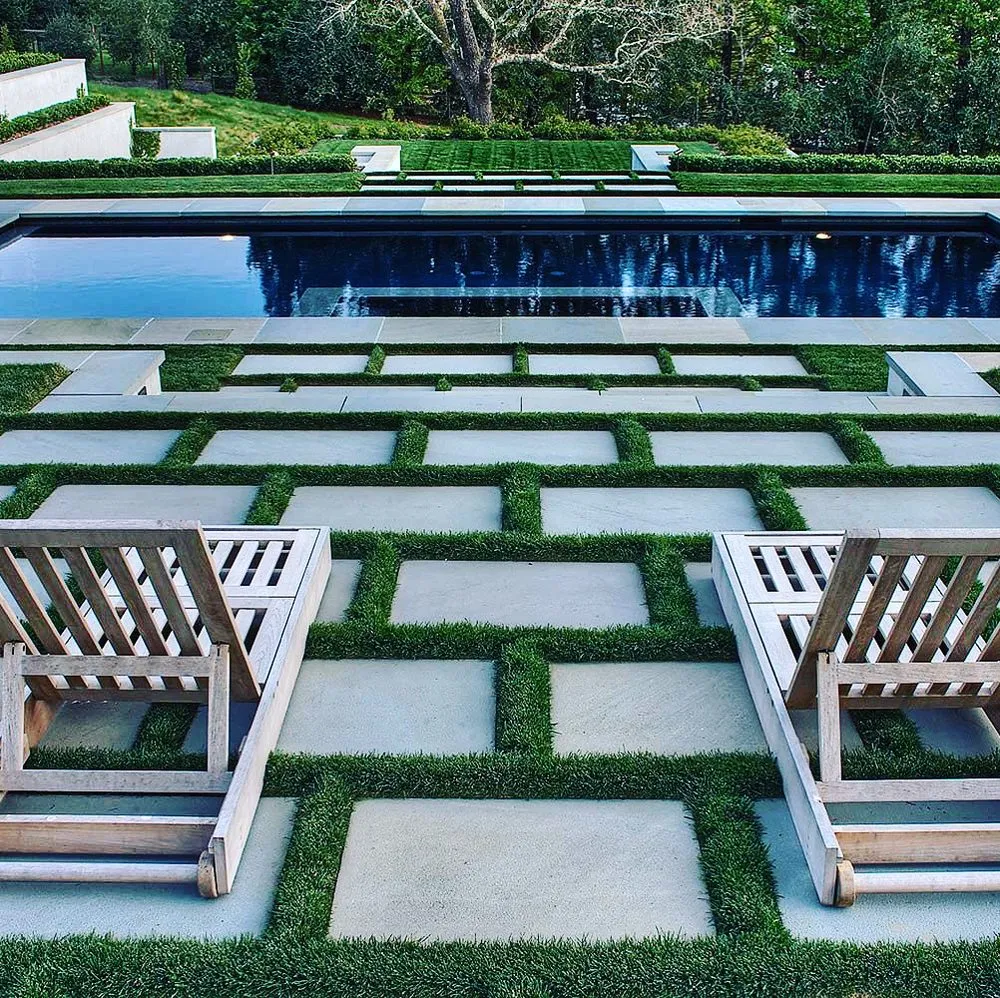 Local lawn care service in Hollywood, FL - Violet Landscaping