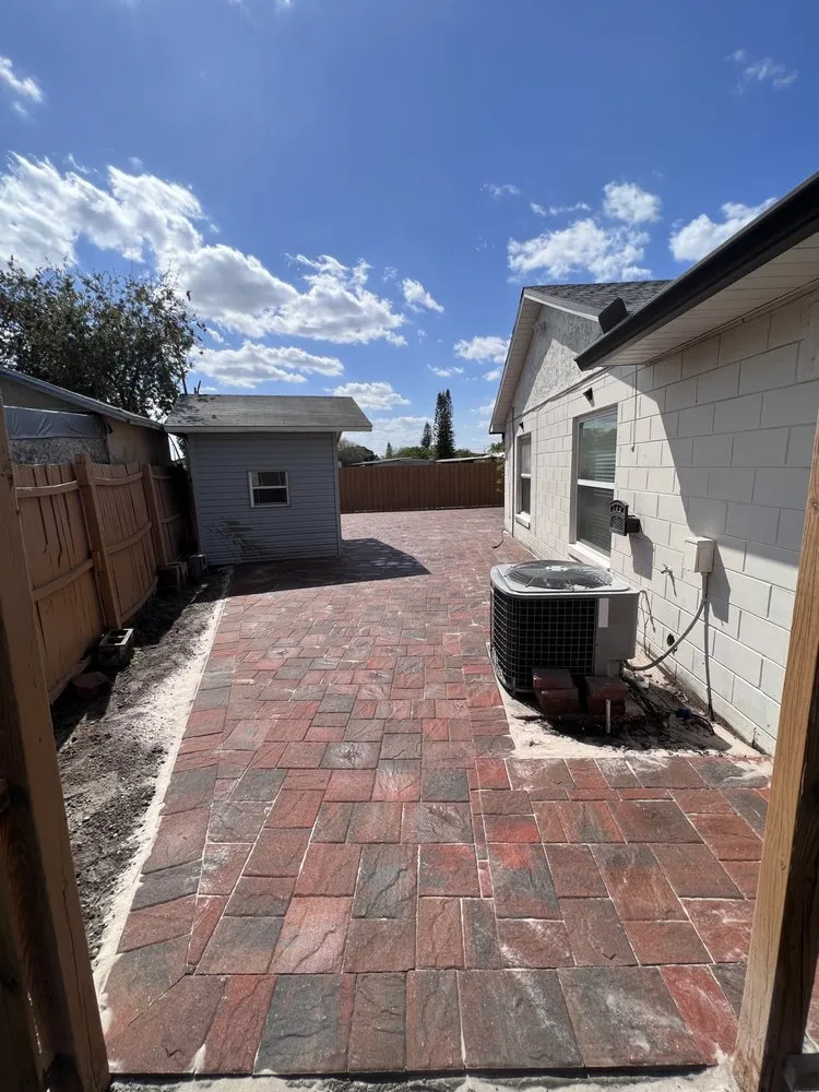 Expert yard maintenance experts serving Orlando, FL - VIP Brick Paver