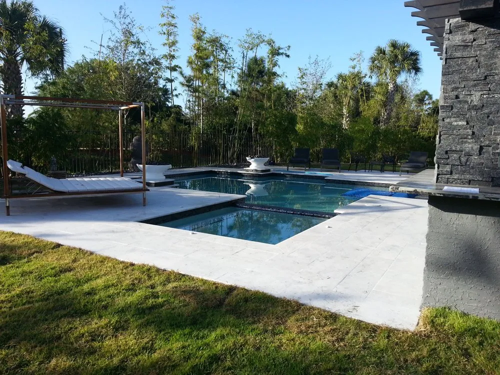 Local lawn mowing service in Plantation, FL by VIP Construction Services