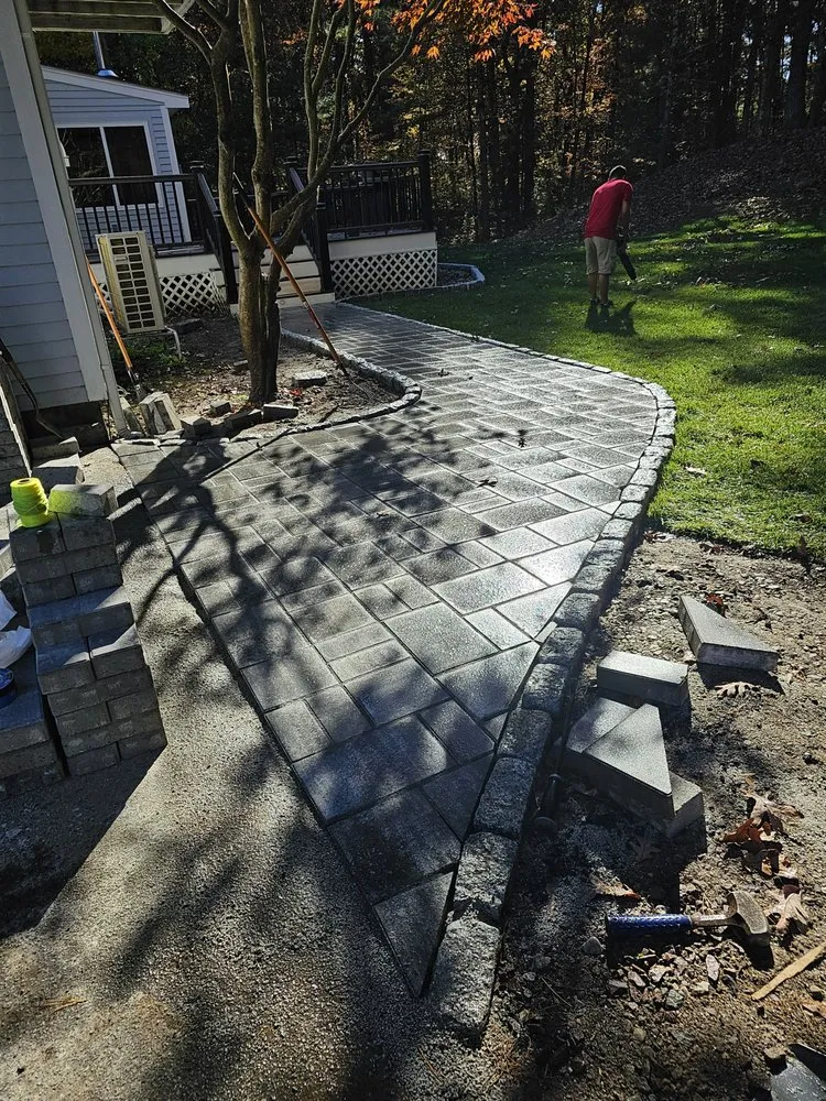 Expert garden landscaping experts serving Medford, MA - VIP Landscaping & Remodeling