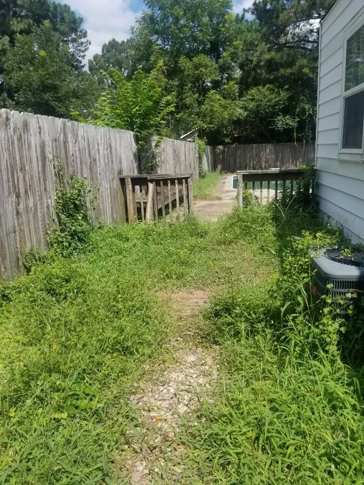 Local residential landscaping for homes in Portsmouth, VA by VIP Lawns