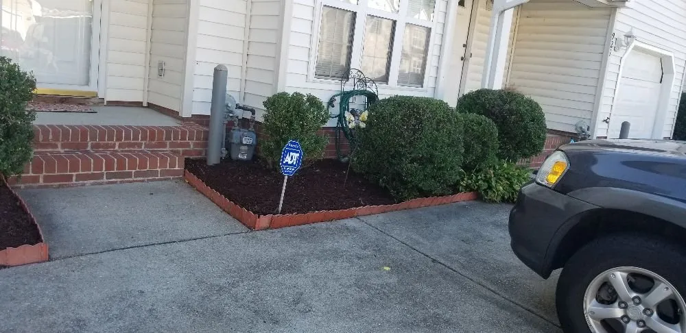 Expert yard maintenance with custom design in Portsmouth, VA by VIP Lawns