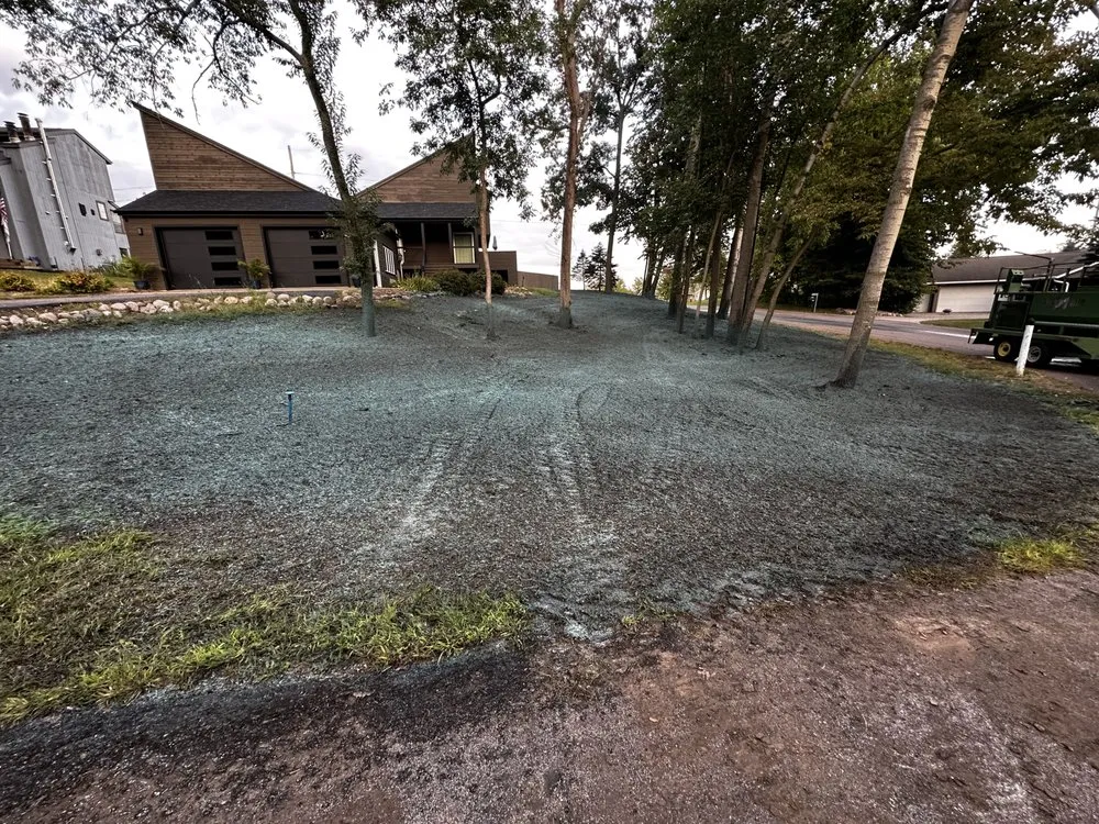 Expert landscaping services experts serving Onalaska, WI - VIP Outdoor Services