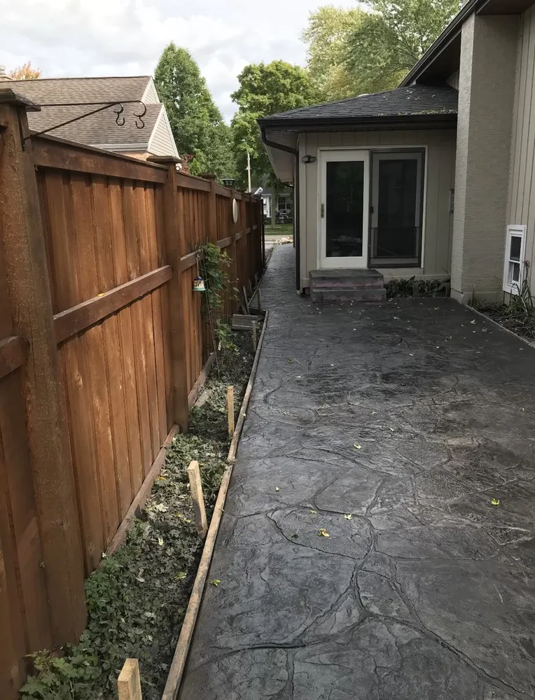 Top-rated landscape design for homes across Homer Glen, IL - Viper Contracting