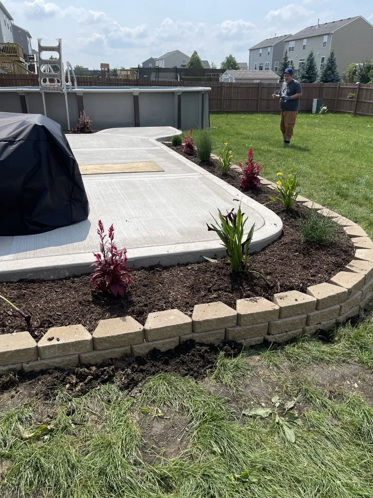 Top-rated outdoor landscaping experts serving Homer Glen, IL - Viper Contracting