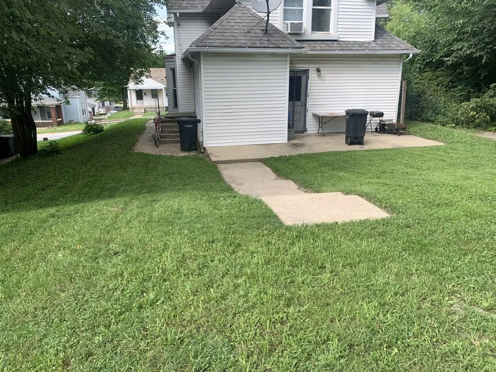 Expert landscaping services in Lafayette, IN - Virgil’s Lawn Care and Landscaping