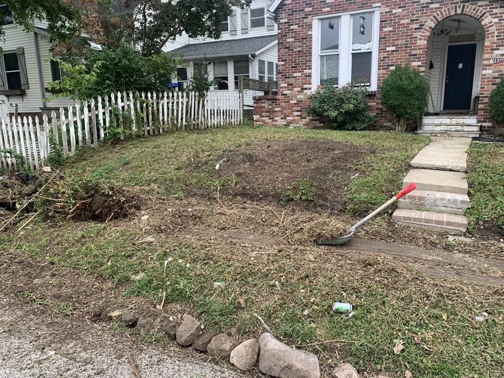 Affordable yard cleanup service in Lafayette, IN by Virgil’s Lawn Care and Landscaping