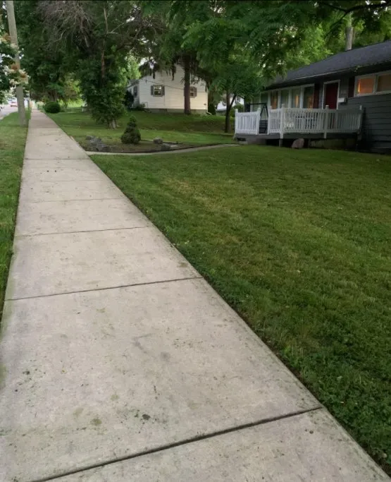 Expert landscaping services in Lafayette, IN by Virgil’s Lawn Care and Landscaping