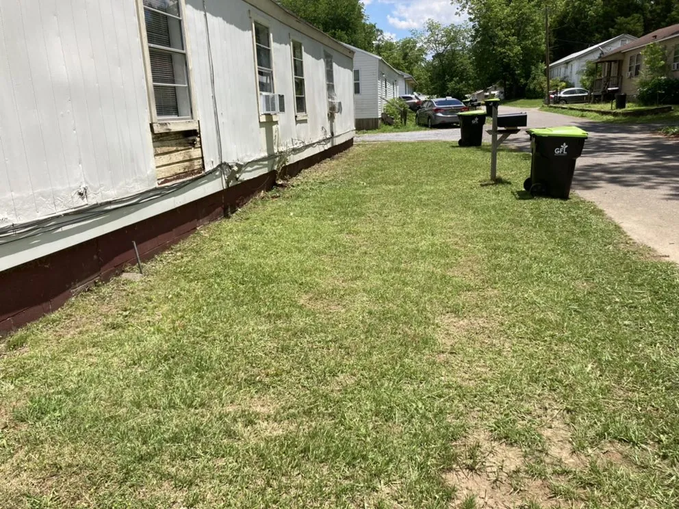 Expert yard maintenance for homes in Childersburg, AL by Virgil’s Lawn Care