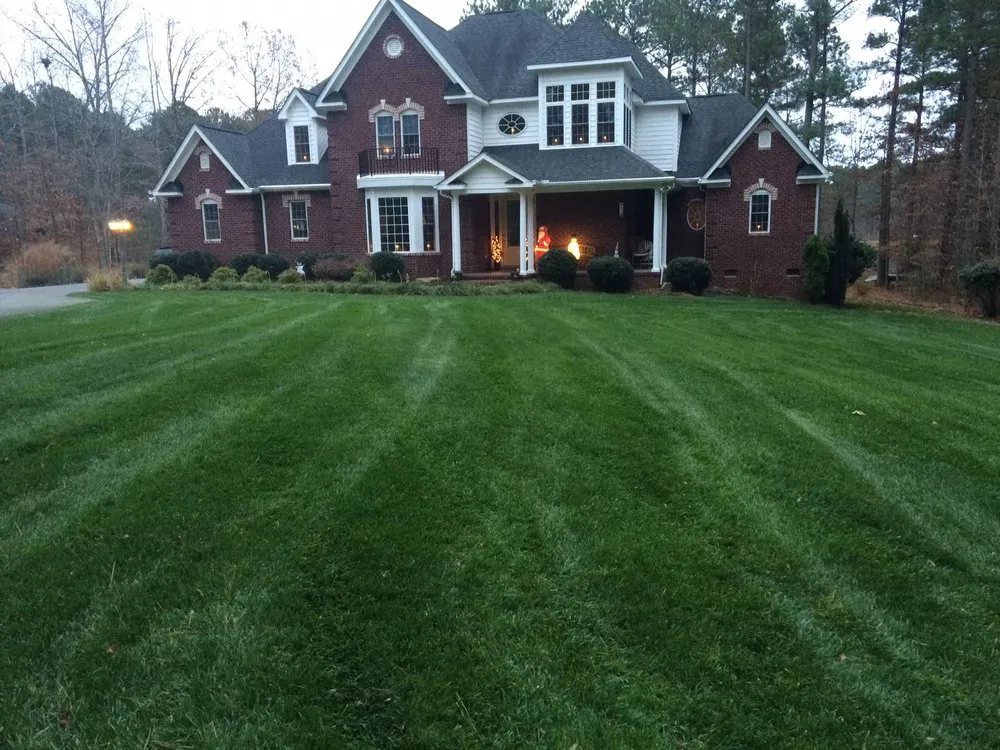 Top-rated outdoor landscaping with custom design in Charlottesville, VA by Virginia Green