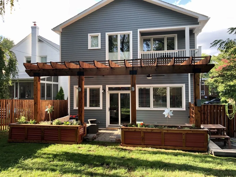 Affordable lawn mowing service in Fairfax, VA by Virginia Landscaping