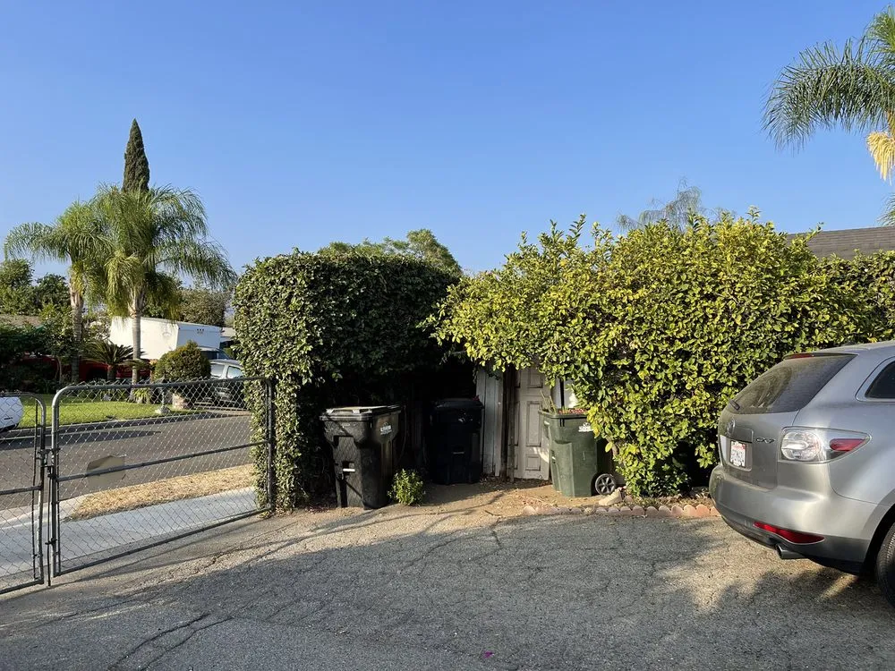 Custom landscape design experts serving Los Angeles, CA - Virgo Brothers Landscape